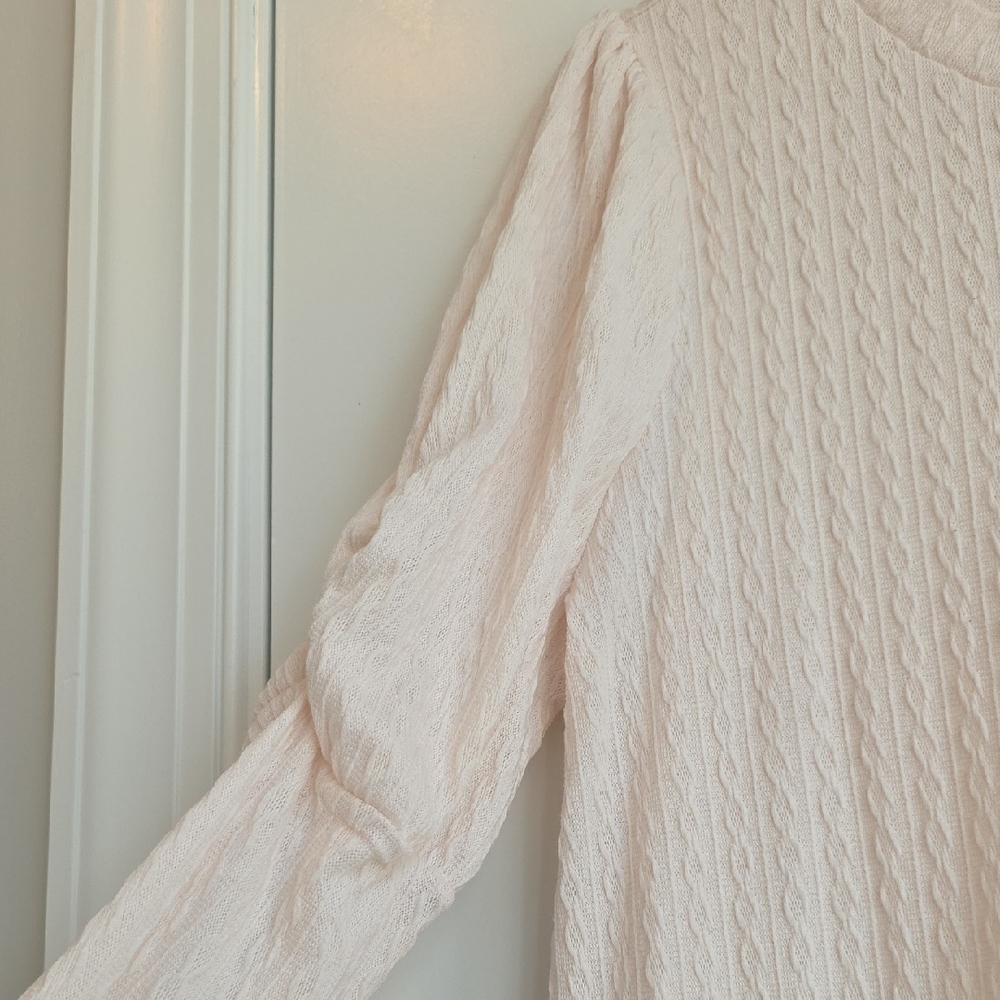 Chicwish Women's Blush Textured Long Sleeve Top - Picture 2 of 4